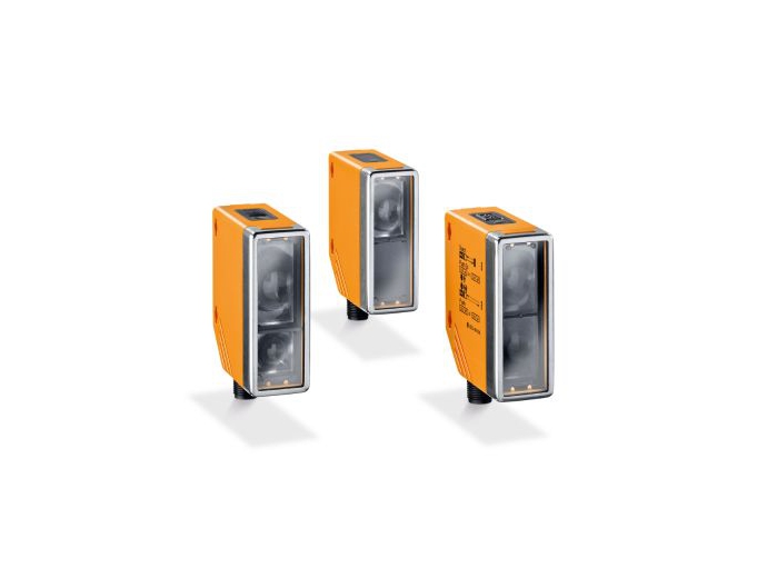 W obudowie prostopadłościennej O4 o bardzo dużym zasięgu